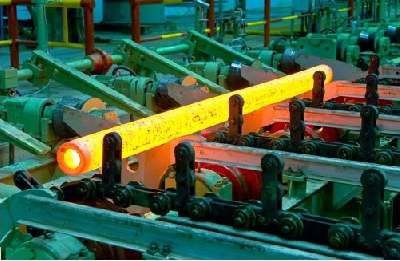 производство в украинской металлургии снизилось на треть
